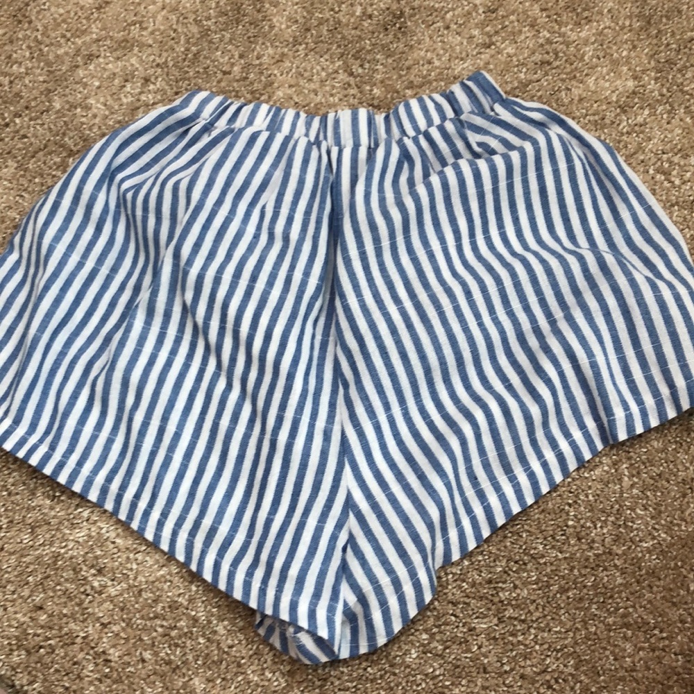 Seersucker shorts!!